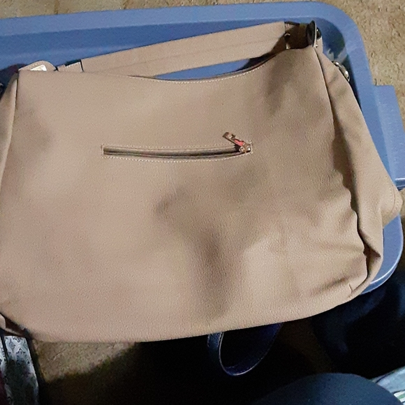 Satchel - Picture 2 of 4